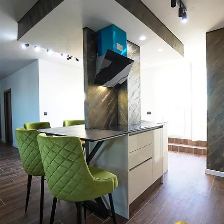 Apartment Delux Center