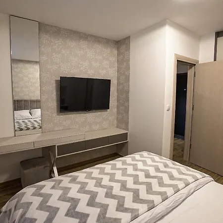Delux Center Апартаменты *