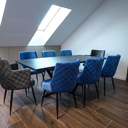 Delux Center Апартаменты Indija