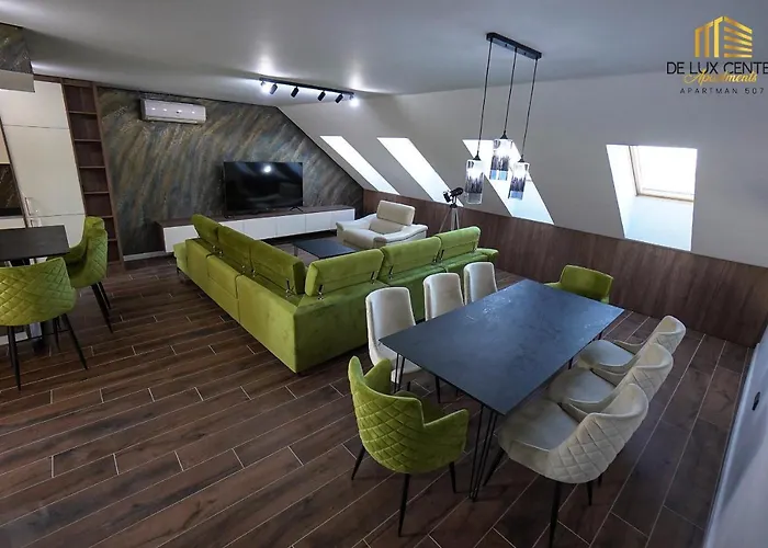 Delux Center Апартаменты *